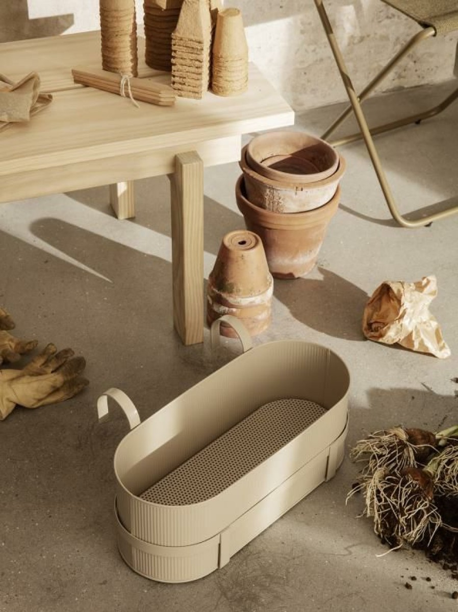 ferm LIVING Ferm Living - Bau Balcony Box Cashmere Vases, Planters & Pots